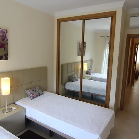 T2-terrace Oasis Parque Apartman *